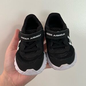 Under Armour running shoes (toddler)